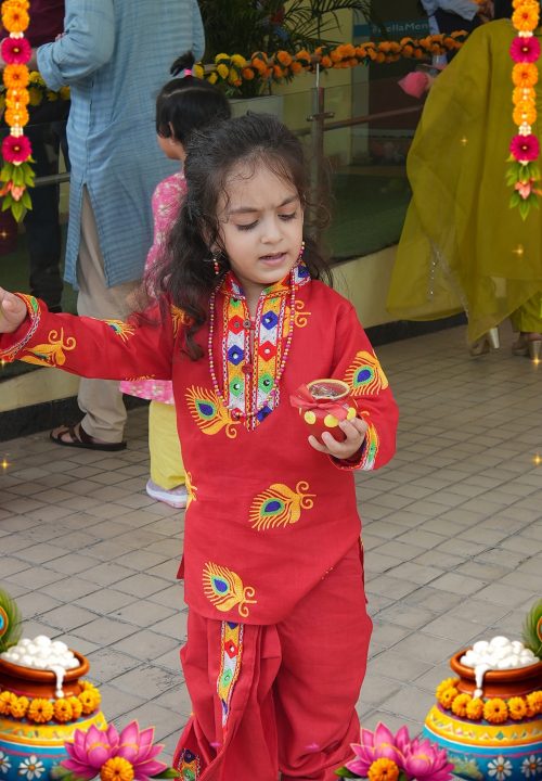 🦚✨ A celebration filled with devotion, joy and little Krishna magic!Bella Mente came alive with (10)