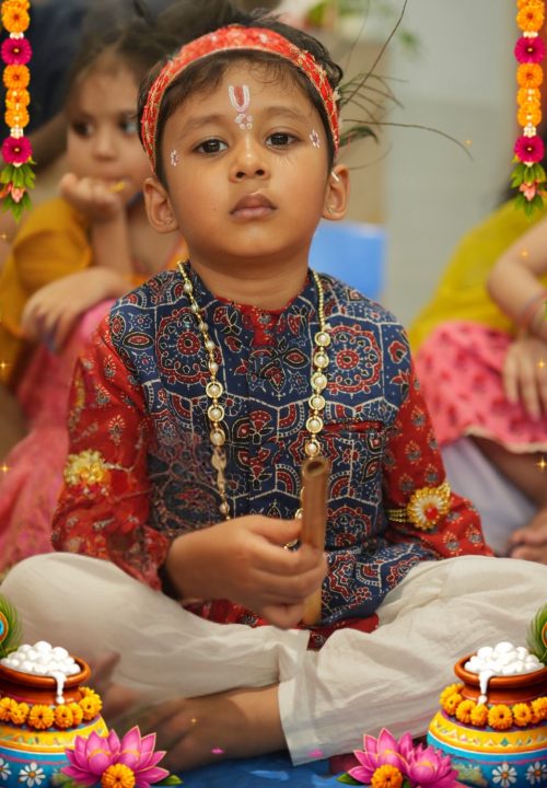 🦚✨ A celebration filled with devotion, joy and little Krishna magic!Bella Mente came alive with (6)