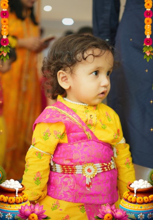 🦚✨ A celebration filled with devotion, joy and little Krishna magic!Bella Mente came alive with (7)